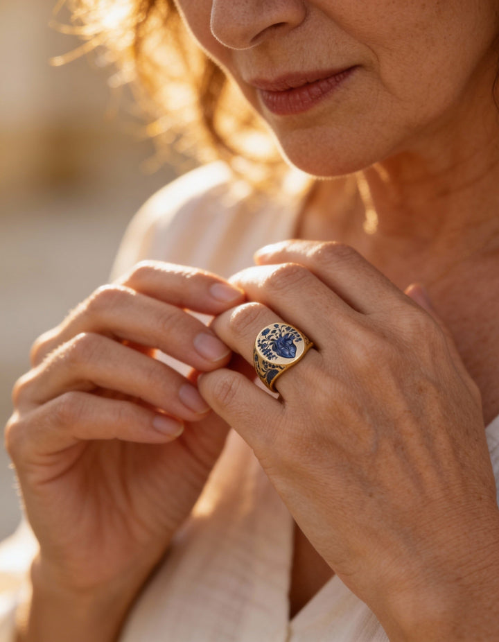 Vintage Gold Blue Flower Ring