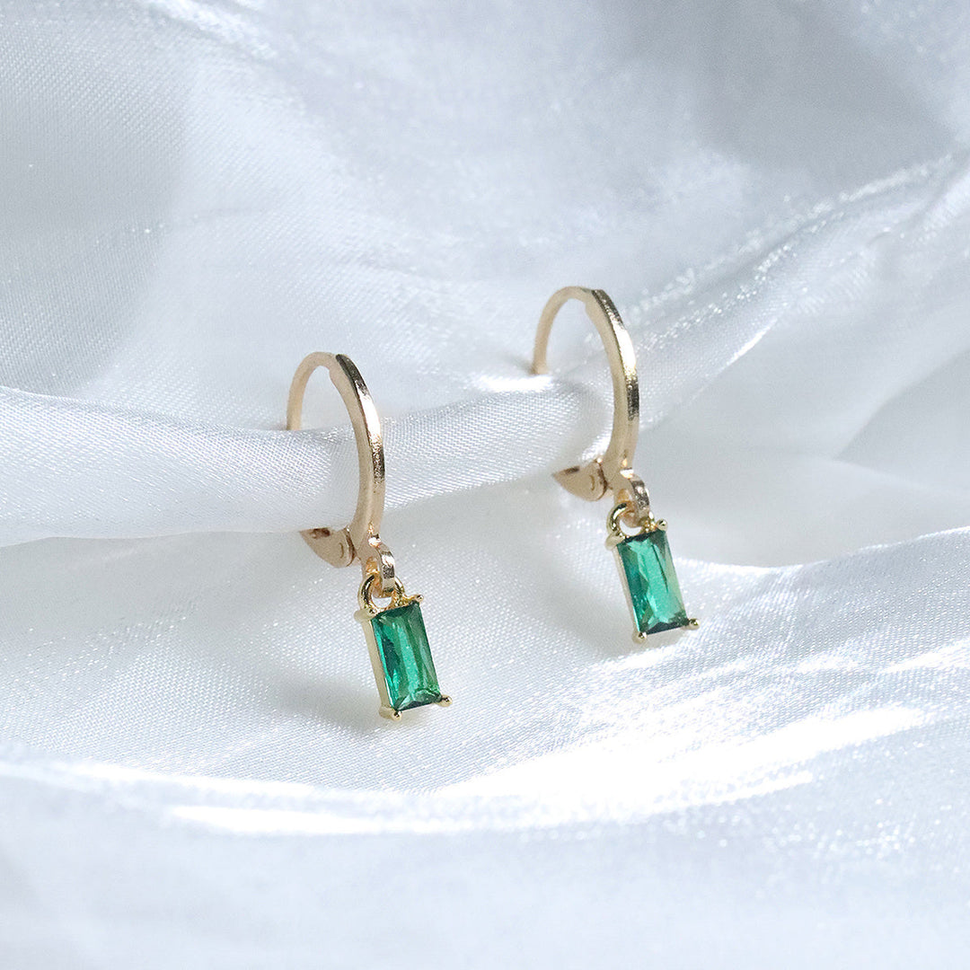 Luisa Elegant Emerald Earrings