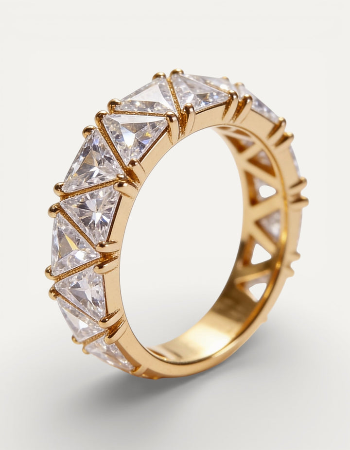 Vintage Triangular Stone Gold Ring
