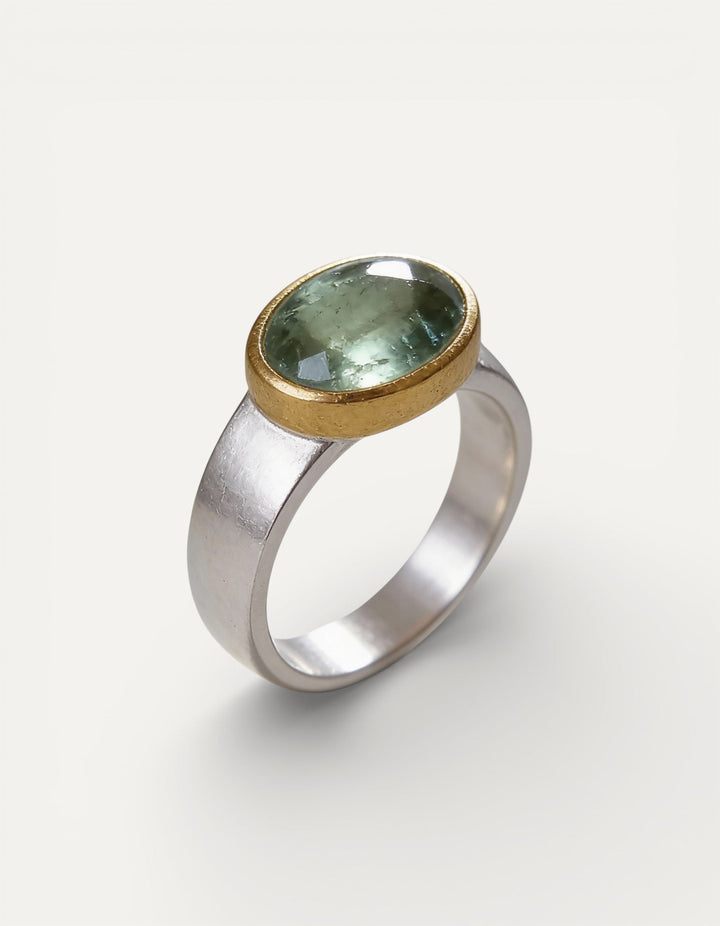 Vintage Green Round Stone Ring