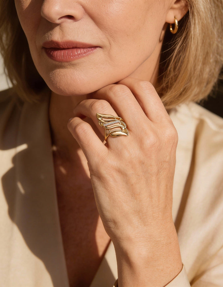 Vintage Gold Twisted Leaf Ring