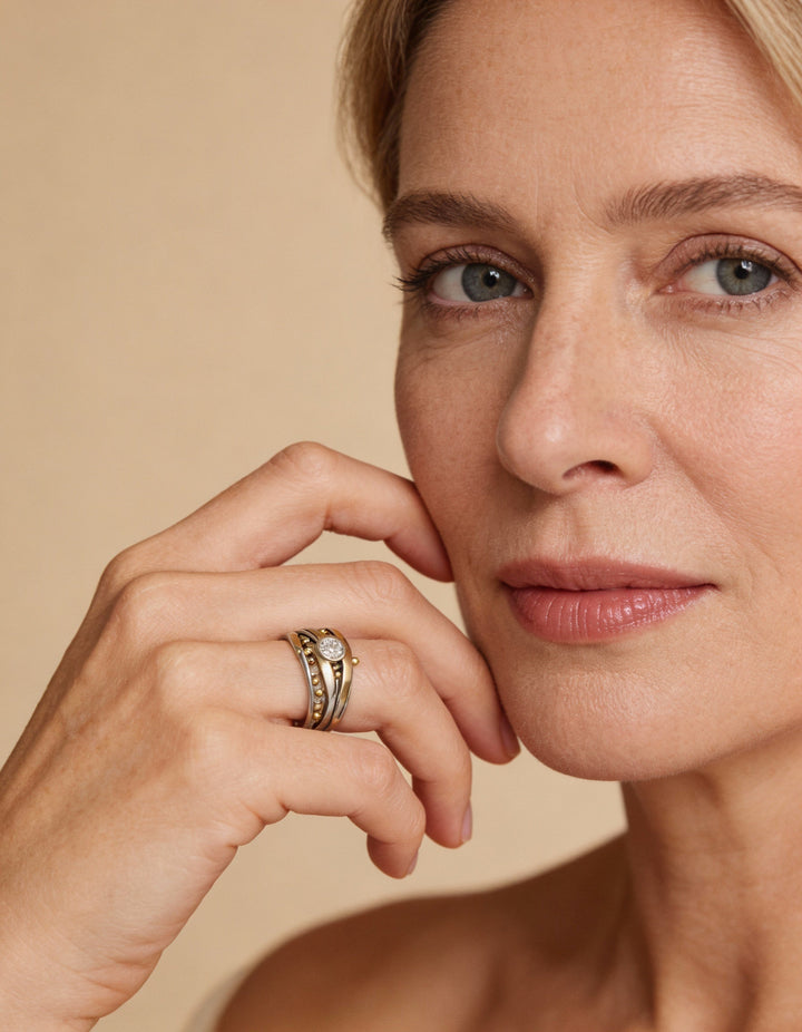 Vintage Gold Cubic Zirconia Inlay Ring