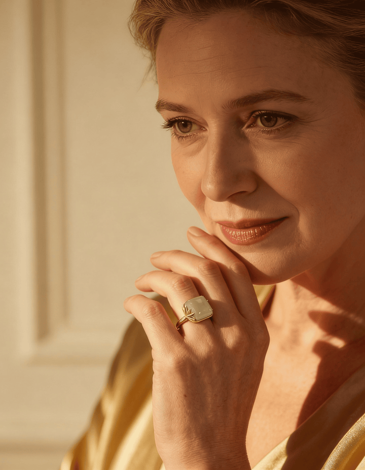 Adjustable Vintage Gold Green Jade Ring