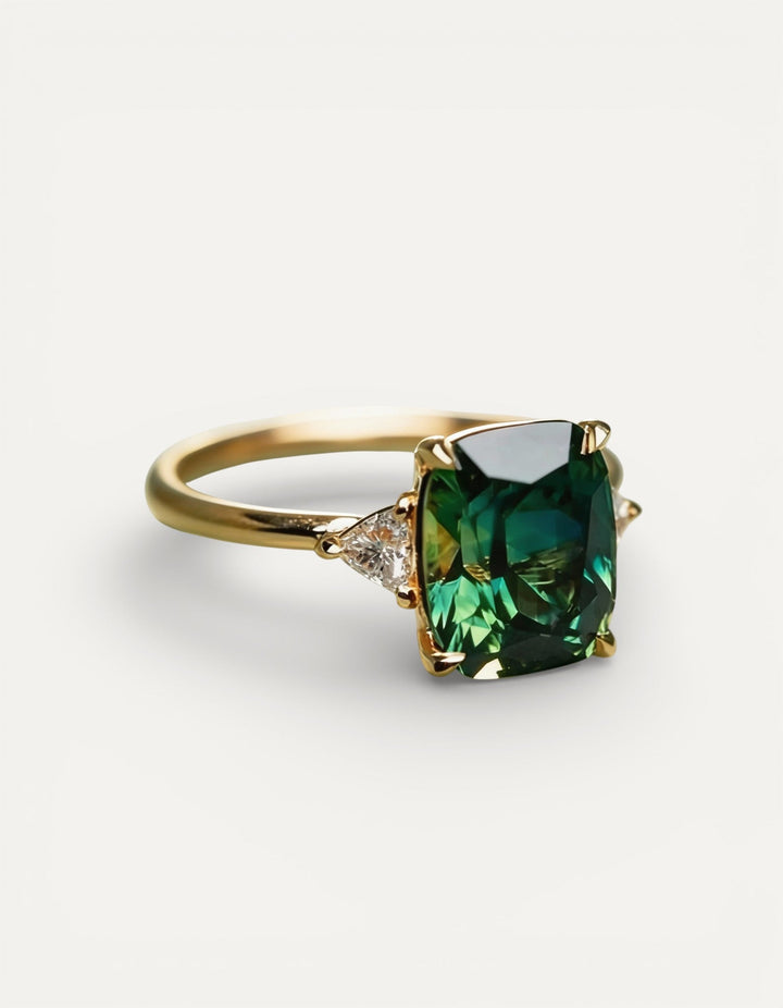 Elegant Square Emerald Ring