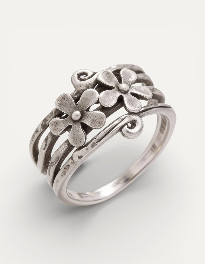 Vintage Silver Flower Ring