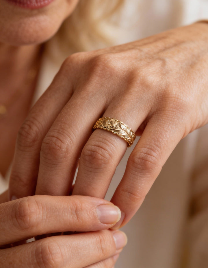 Vintage Gold Flower Ring