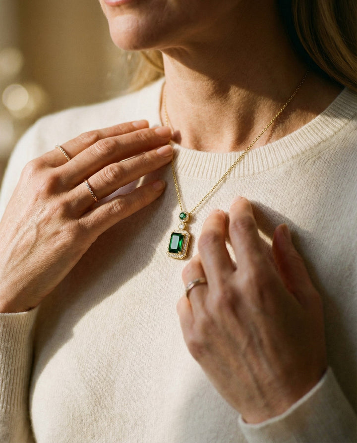 Greta Emerald Stone Necklace