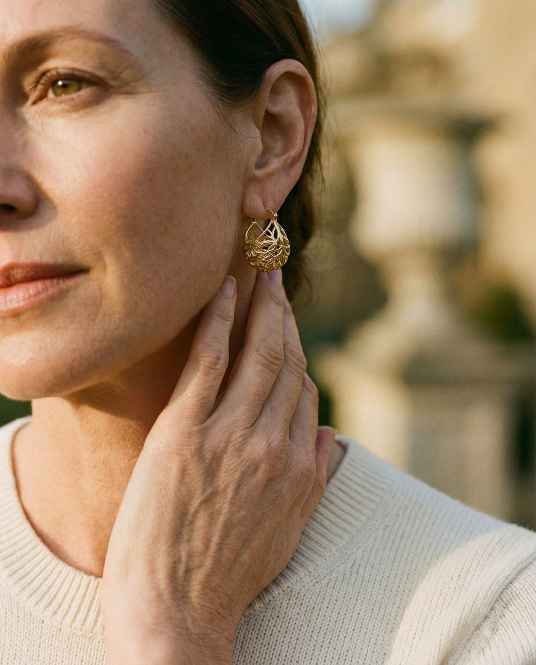 Vintage Gold Hollow Teardrop Earrings