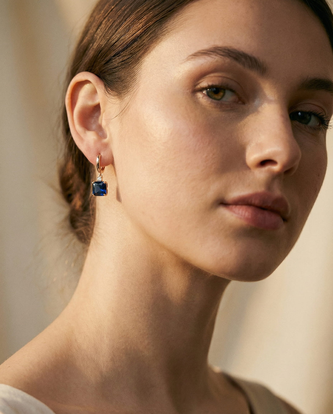 Elegant Dark Blue Cubic Crystal Earrings