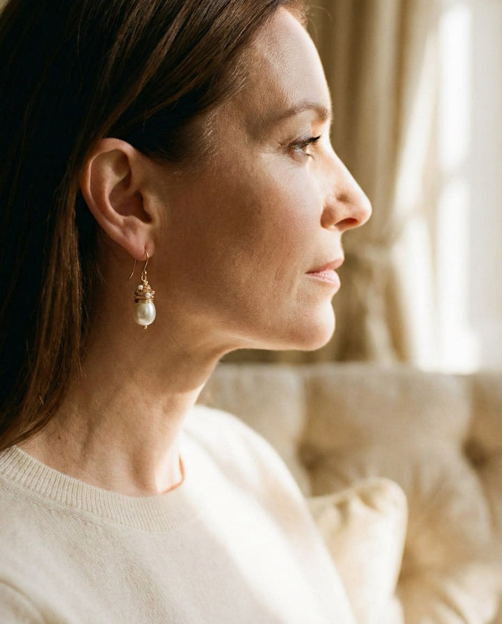 Vintage Gold Wire Pearl Earrings