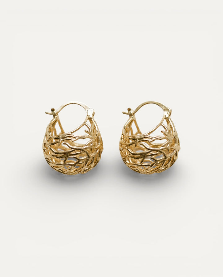 Vintage Gold Hollow Teardrop Earrings