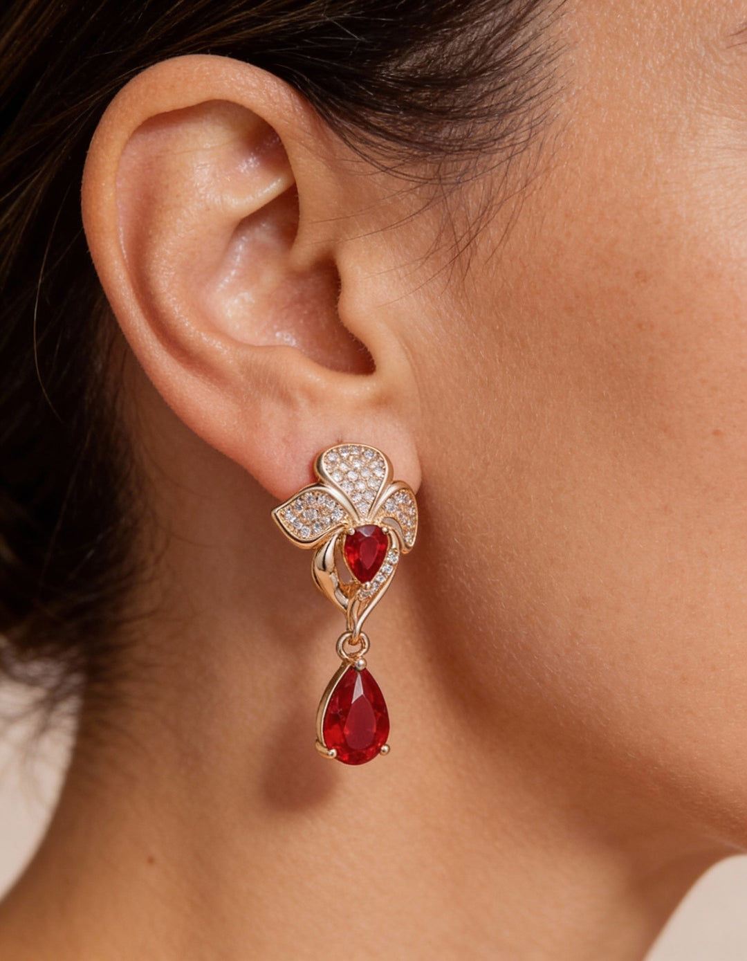 Elegant Red Crystal Drop Earrings