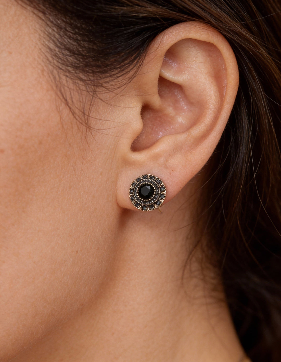 Elegant Round Black Crystal Earrings