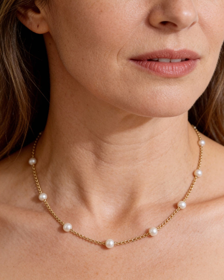 Small Gold Pearl Necklace