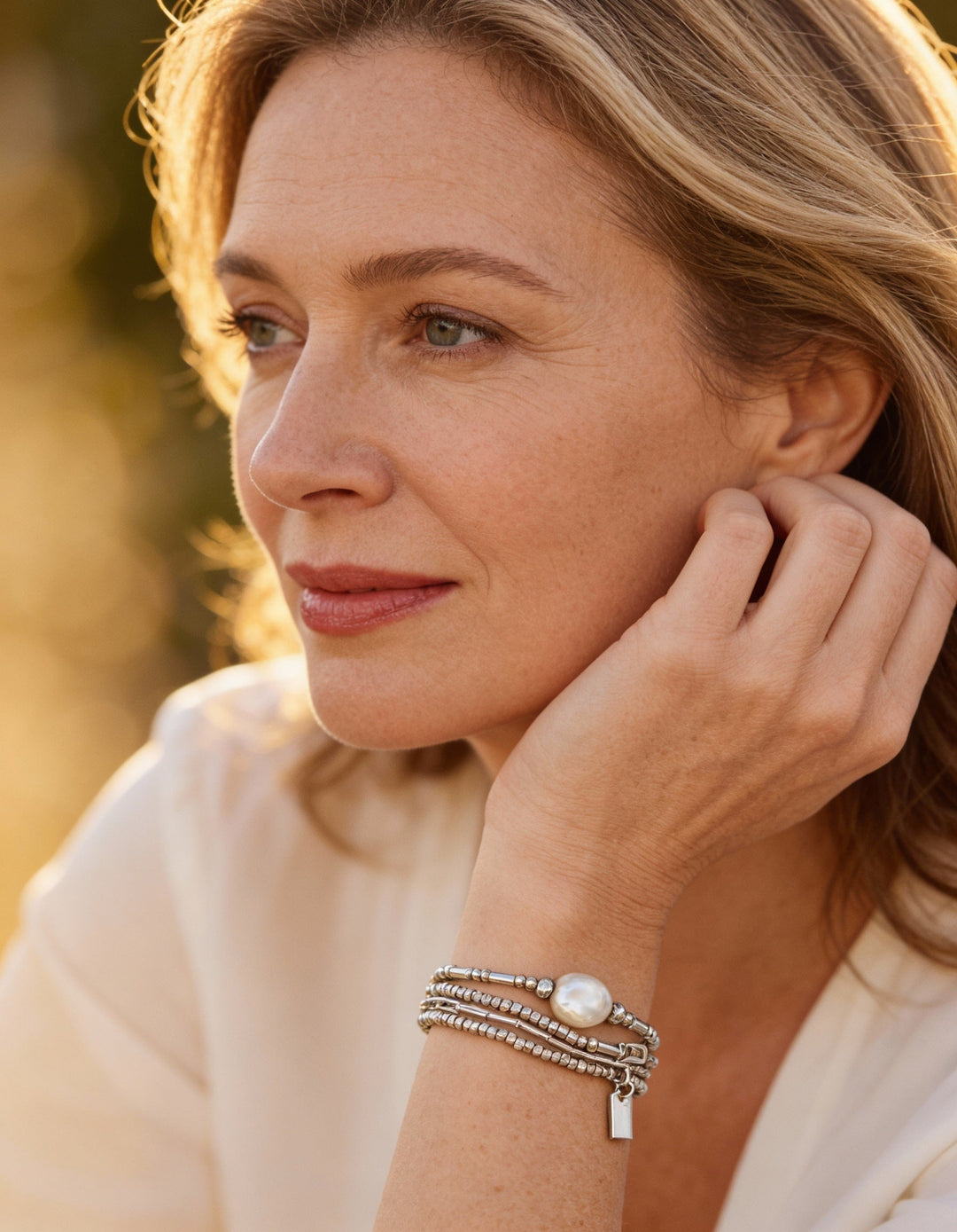 Vintage Pearl Bracelet Set