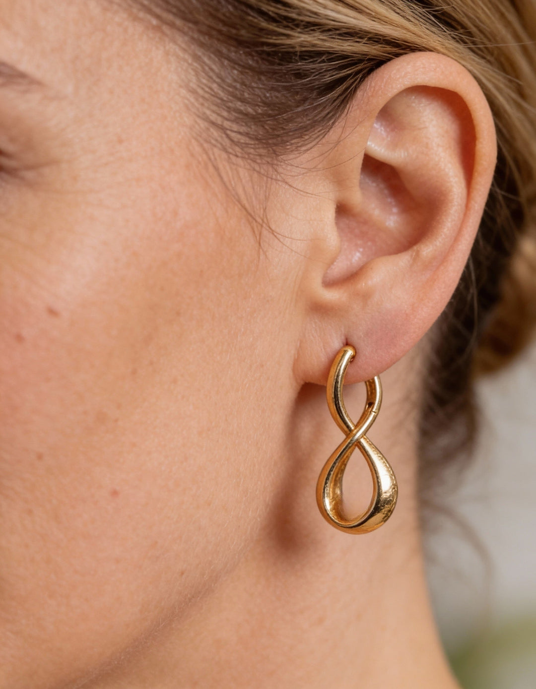 Gold Wave Earrings